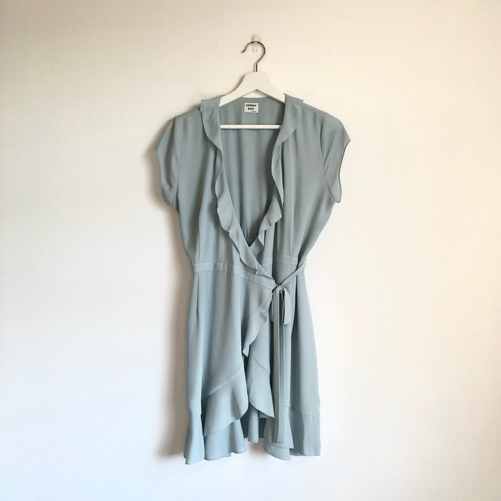 Aritzia Sunday Best Savoy Light Blue Ruffle Flounce Wrap Dress Size 4